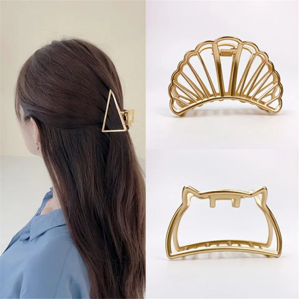 FANTZEI New Design Fancy Beautiful Metal Hair Clips for Girls and Women for casual and Functional use Fashion Accessories