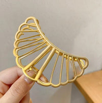 FANTZEI New Design Fancy Beautiful Metal Hair Clips for Girls and Women for casual and Functional use Fashion Accessories