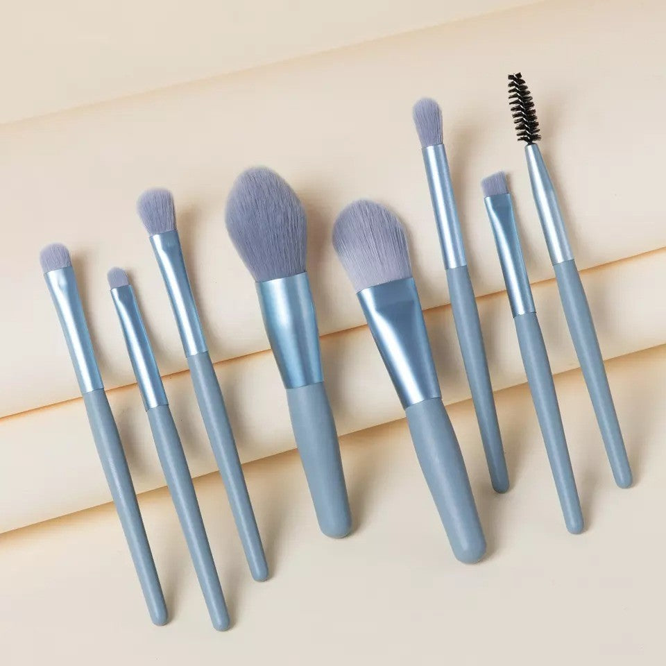 FANTZEI Makeup Brush 8 Pcs Synthetic Mini Make Up Brushes Kit Matte Small Makeup Brush Travel Set with Bag