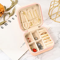 Jewelry Box Organizer Beautiful and Portable Leather Jewelry Organizer For Rings Earrings Chains